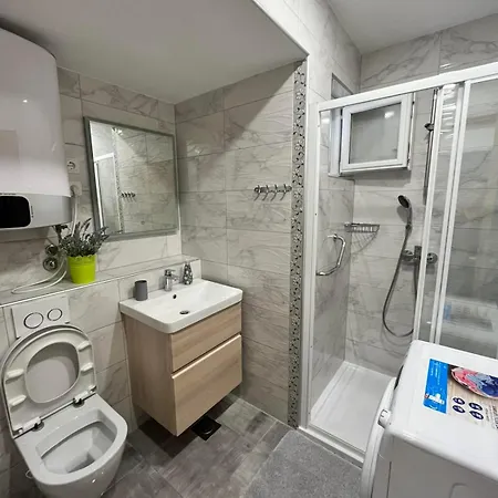 Gotovina Apartamento