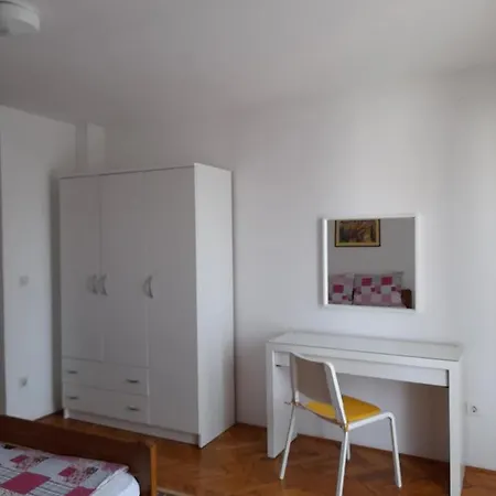 Gotovina Appartement