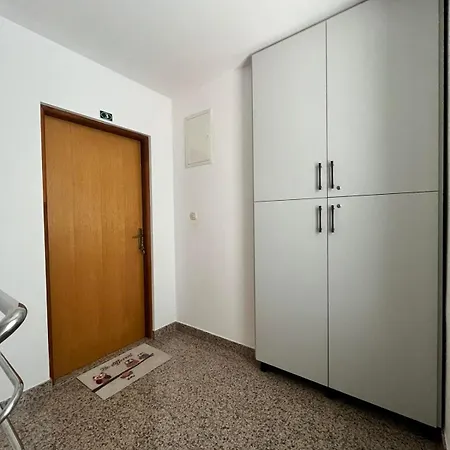 Gotovina Appartement