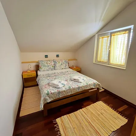 Appartement Gotovina *