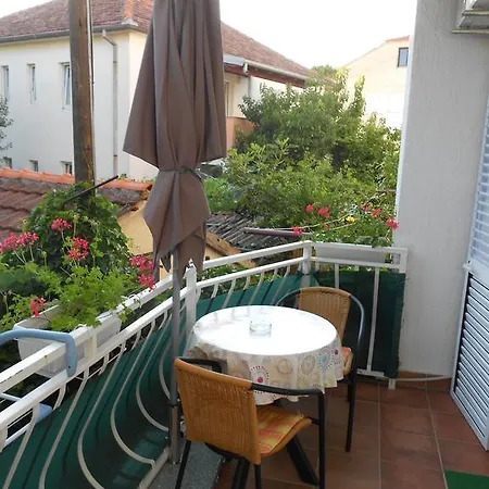 Apartment Gotovina *